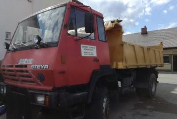 Ogłoszenie o sprzedaży samochodu STEYR