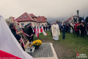 Święto Niepodległości - odsłonięcie pomnika w Grabiu