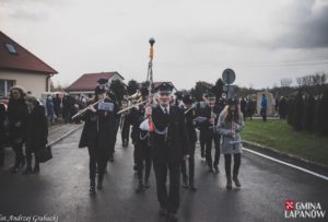 Święto Niepodległości - odsłonięcie pomnika w Grabiu