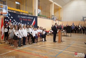 Święto Niepodległości - odsłonięcie pomnika w Grabiu