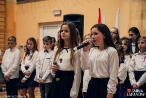 Święto Niepodległości - odsłonięcie pomnika w Grabiu